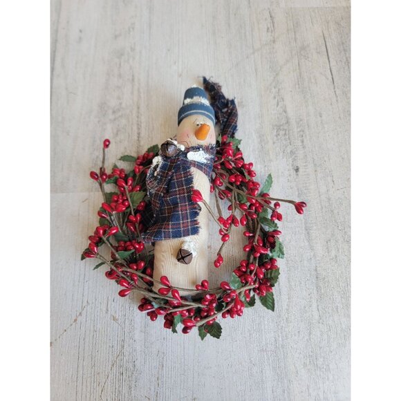 Mini snowman cranberry wreath ornament Xmas home decor - Picture 1 of 6